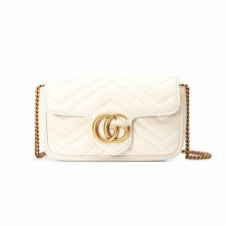 GG Marmont matelasse leather super mini bag