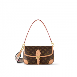 LOUIS VUITTON Diane