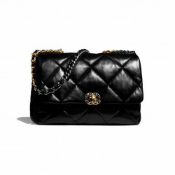 CHANEL 19 MAXI HANDBAG AS1162