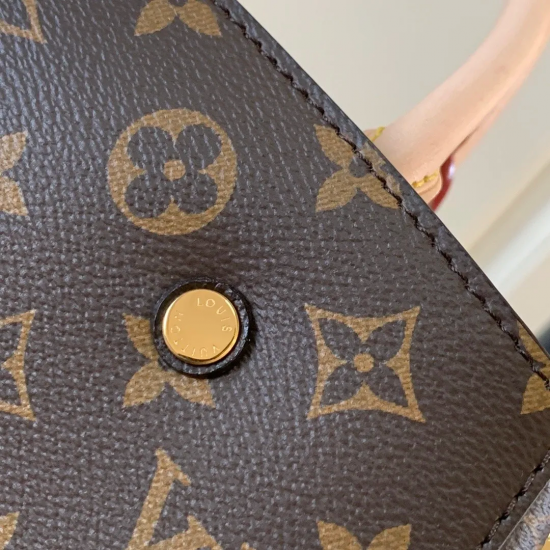 Louis Vuitton Montaigne BB M41055