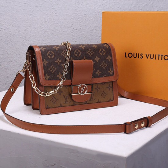 Louis Vuitton Dauphine MM Bag M44391