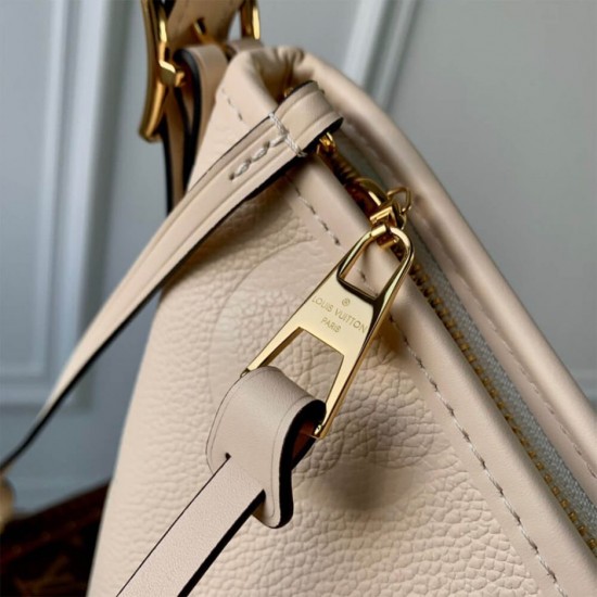 Louis Vuitton CARRYALL PM – EXCLUSIVELY ONLINE M46293