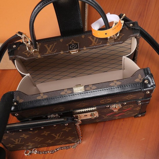 LV PETITE MALLE V M46309