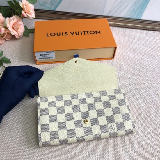 Louis Vuitton Sarah Wallet M63208