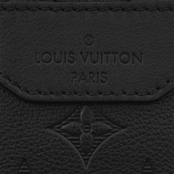 LOUIS VUITTON Trio Messenger