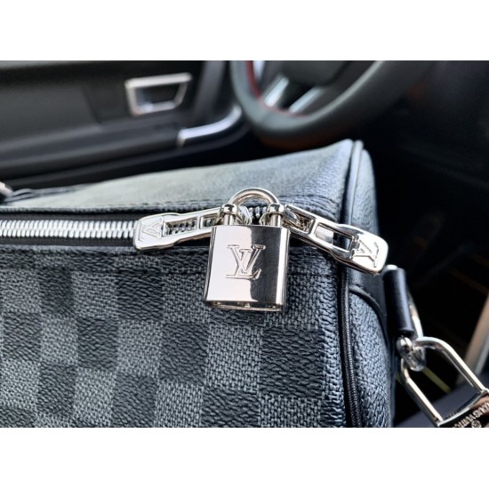 LOUIS VUITTON Keepall Bandoulière 45 M40569