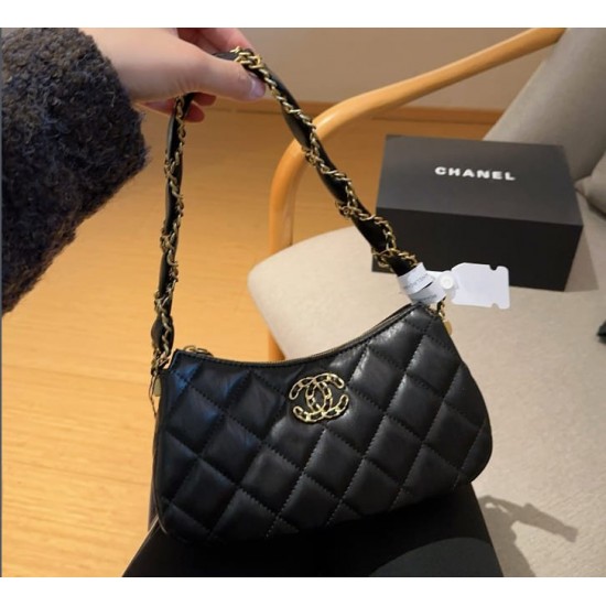 CHANEL Aged Calfskin Quilted Small Chanel 19 Hobo Black