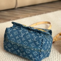 LOUIS VUITTON Venice