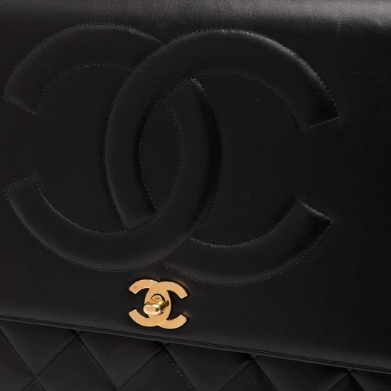 CHANEL 1992 Shoulder Bag With Flap Top