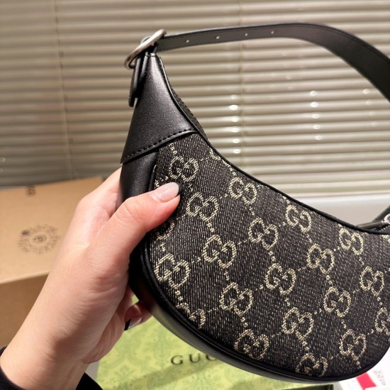 Gucci Ophidia GG Mini Bag