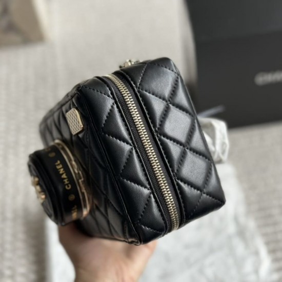 CHANEL CAMERA BAG Lambskin Black