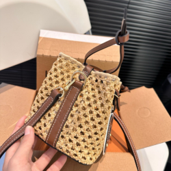 Louis Vuitton M83521 Noé Purse