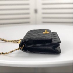 Chanel Chain WOC