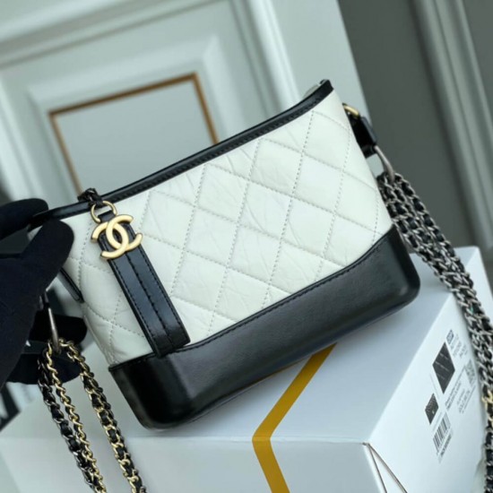 CHANEL’S GABRIELLE SMALL HOBO BAG A91810