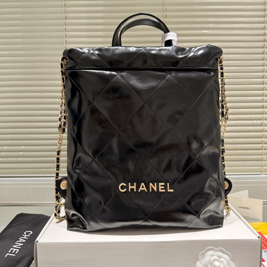 LARGE BACK PACK CHANEL 22