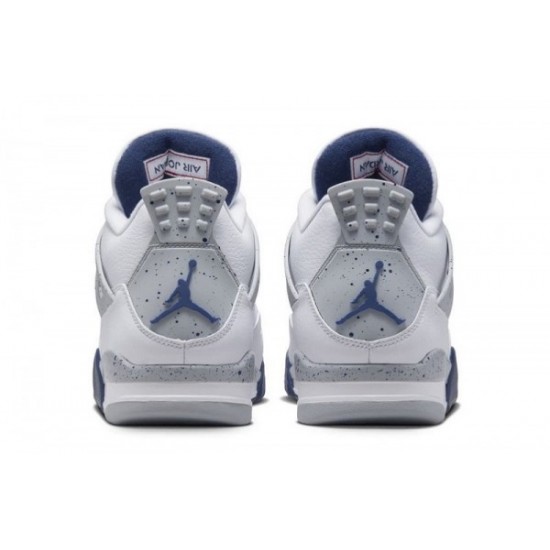 Jordan 4 “Midnight Navy”