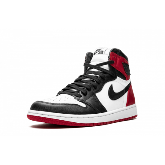 Wmns Air Jordan 1 Retro High “Satin Black Toe”