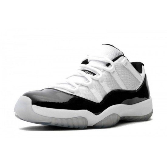 Jordan 11 Retro Low "Concord"