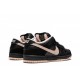 Dunk Low SB "Black Coral"