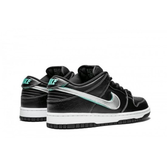 SB Dunk Low Pro OG QS “Black Diamond”