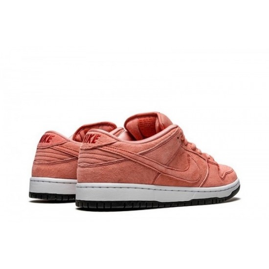 SB Dunks Low "Pink Pig"