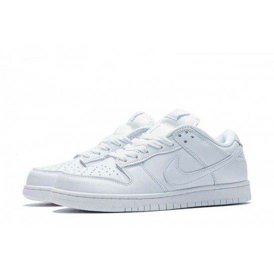 SB Dunk Low Pro "White Out"