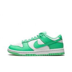 Dunk Low “Green Glow”