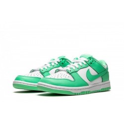 Dunk Low “Green Glow”