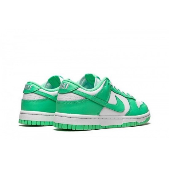 Dunk Low “Green Glow”