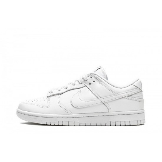 Dunk Low “Triple White”