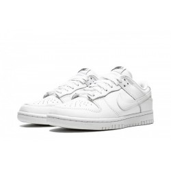 Dunk Low “Triple White”