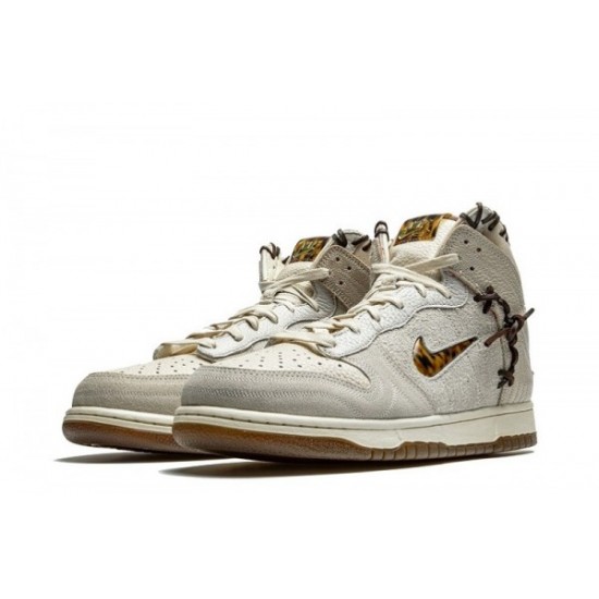 Nike Dunk High "Bodega - Friends & Family"