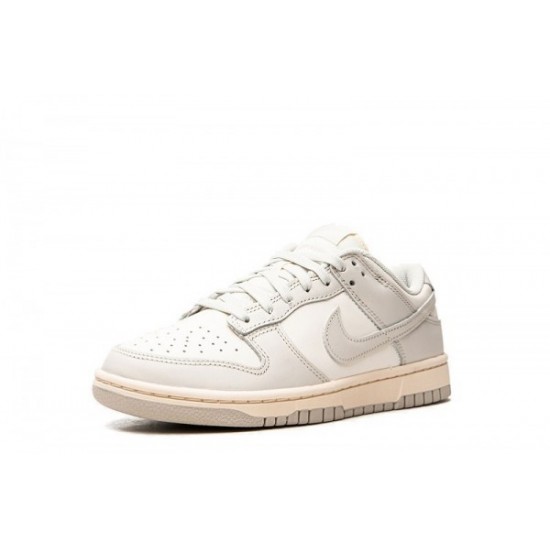 Nike Dunk Low “Light Bone”