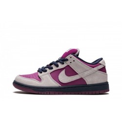 SB Dunk Low “True Berry”