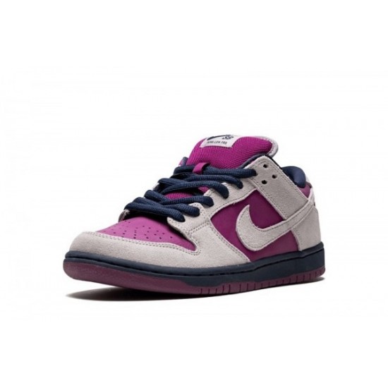 SB Dunk Low “True Berry”