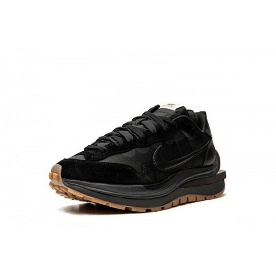 Nike Sacai VaporWaffle "Black Gum"