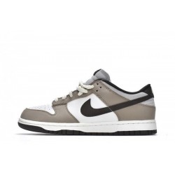 SB Dunk Low “White Brown”