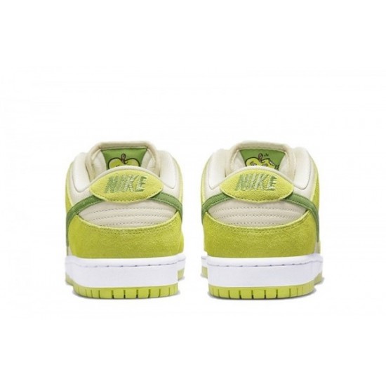 Nike SB Dunk Low “Green Apple”