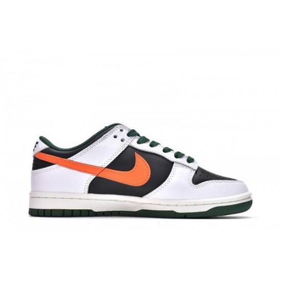 Nike Dunk Low “White Black Green”