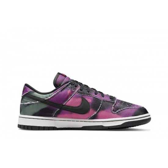 SB Dunk Low “Graffiti”