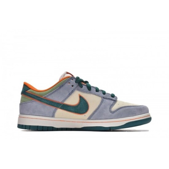 Dunk Low “Green Blue Red”