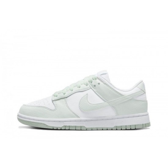 Dunks Low “White Mint”