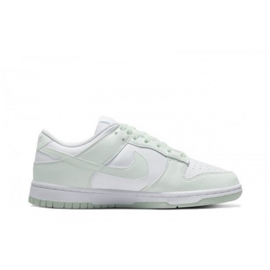 Dunks Low “White Mint”