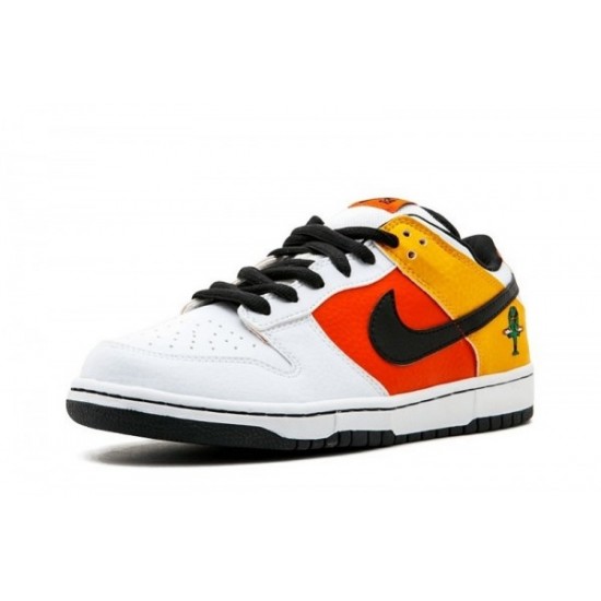 Dunk Low Pro SB "Raygun Home"