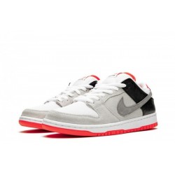 SB Dunk Low “Infrared”