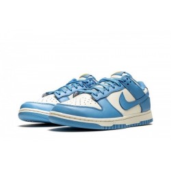 Dunk Low WMNS “Coast”