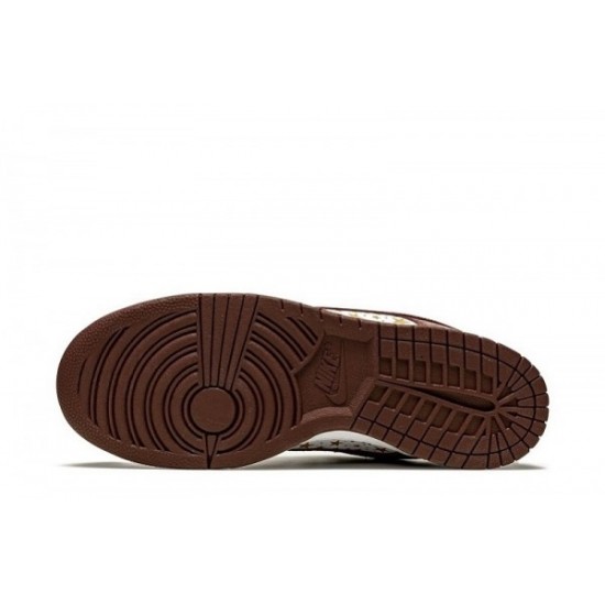 Supreme x SB Dunk Low Stars "Barkroot Brown"