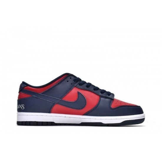 Supreme SB Dunks Low "Blue Red"