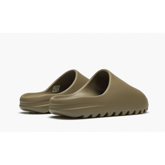 Yeezys Slide “Core”