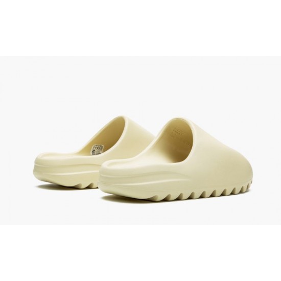 Yeezys Slide “Bone”